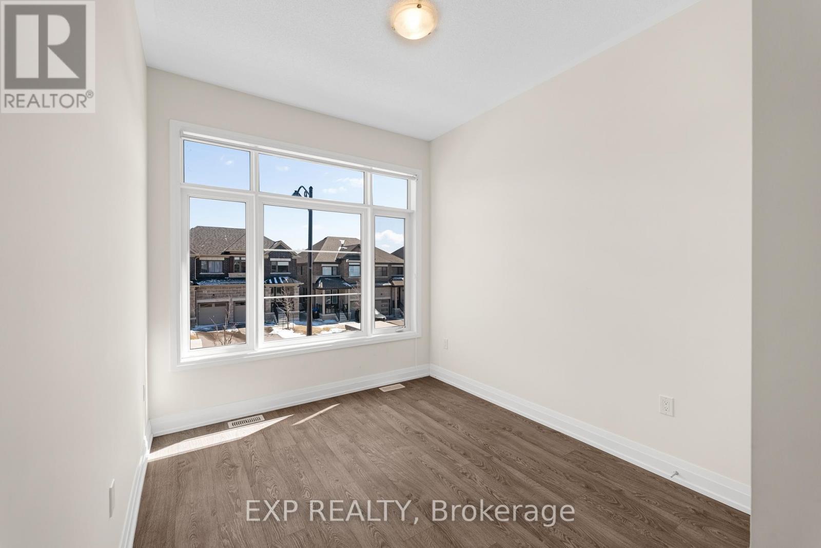 20 Daffodil Road, Springwater, ON