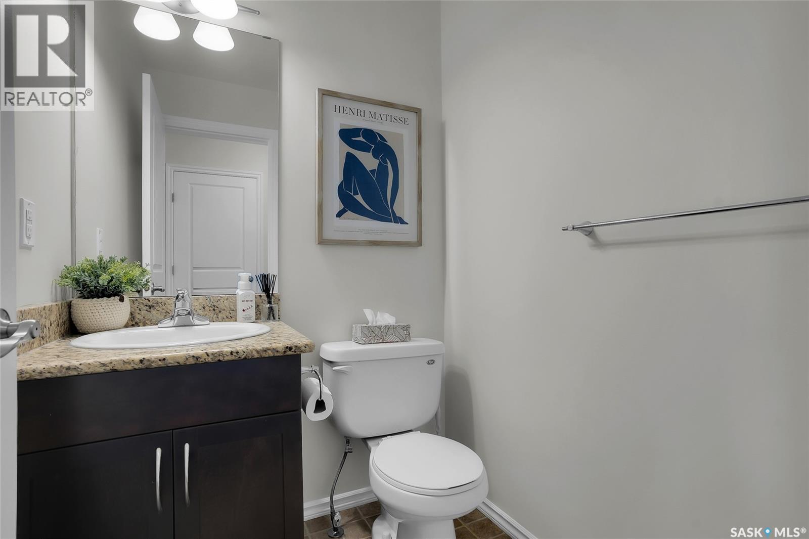 202 615 Lynd Crescent, Saskatoon, SK - Indoor Photo Showing Bathroom
