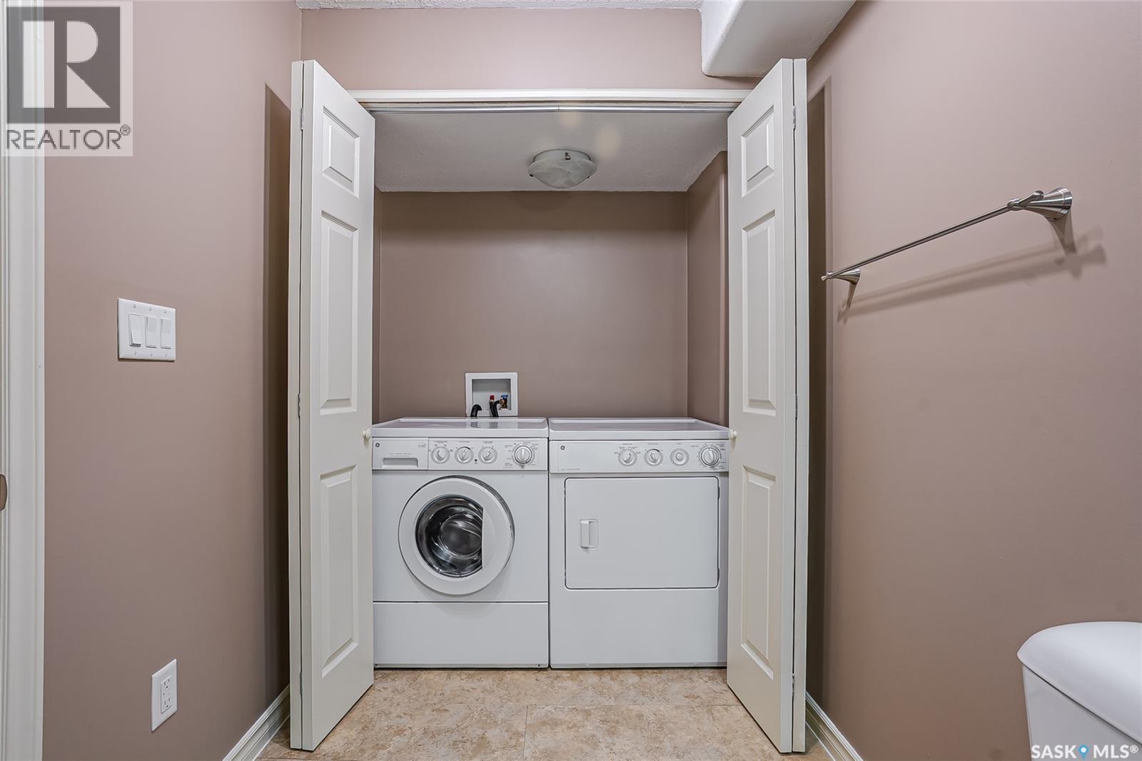 202 615 Lynd Crescent, Saskatoon, SK - Indoor Photo Showing Laundry Room