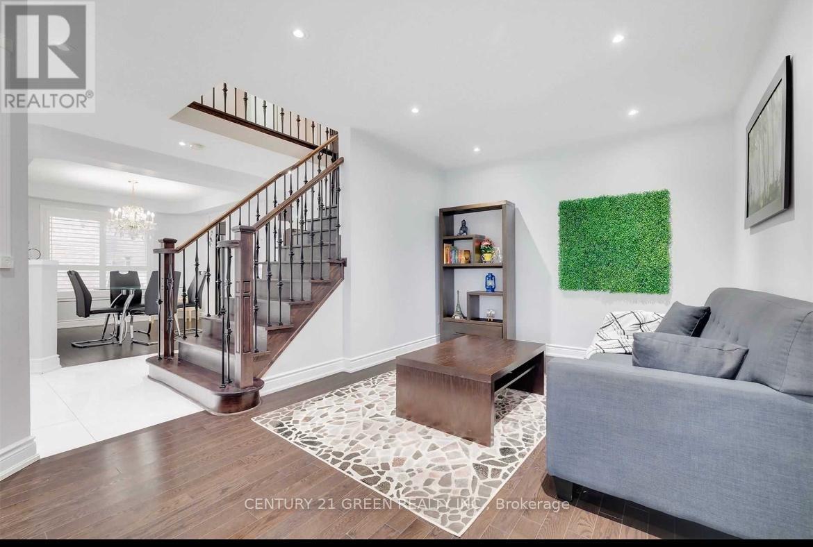 5623 Whitehorn Avenue, Mississauga, ON - Indoor