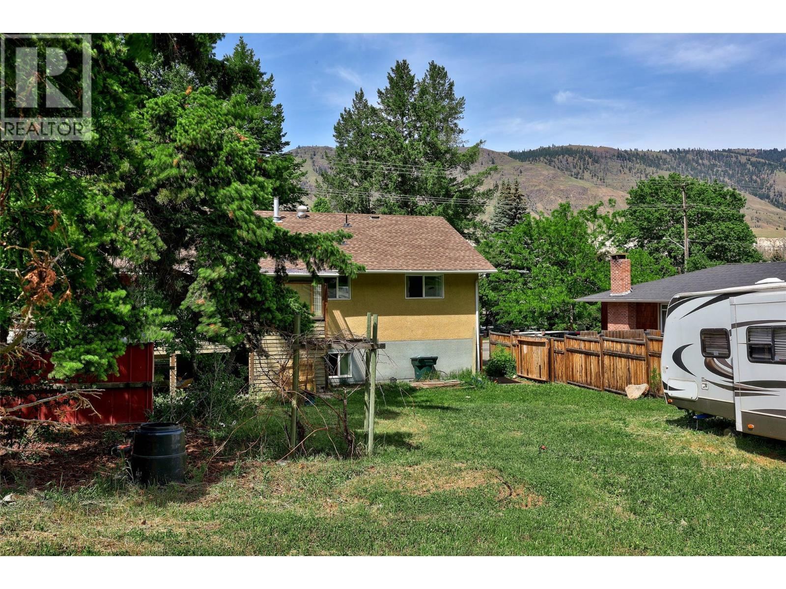 2103 Valleyview Drive, Kamloops, BC - Outdoor