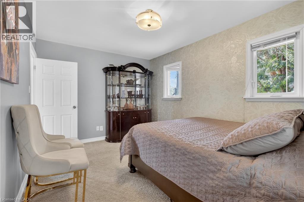 270 Mausser Avenue, Kitchener, ON - Indoor Photo Showing Bedroom