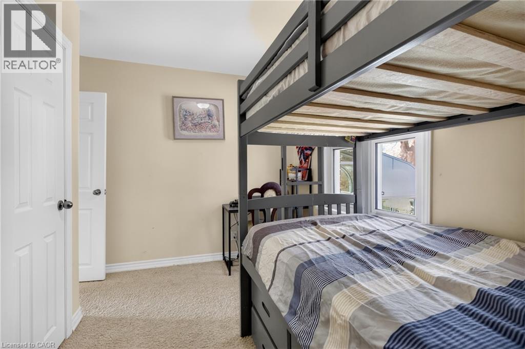 270 Mausser Avenue, Kitchener, ON - Indoor Photo Showing Bedroom