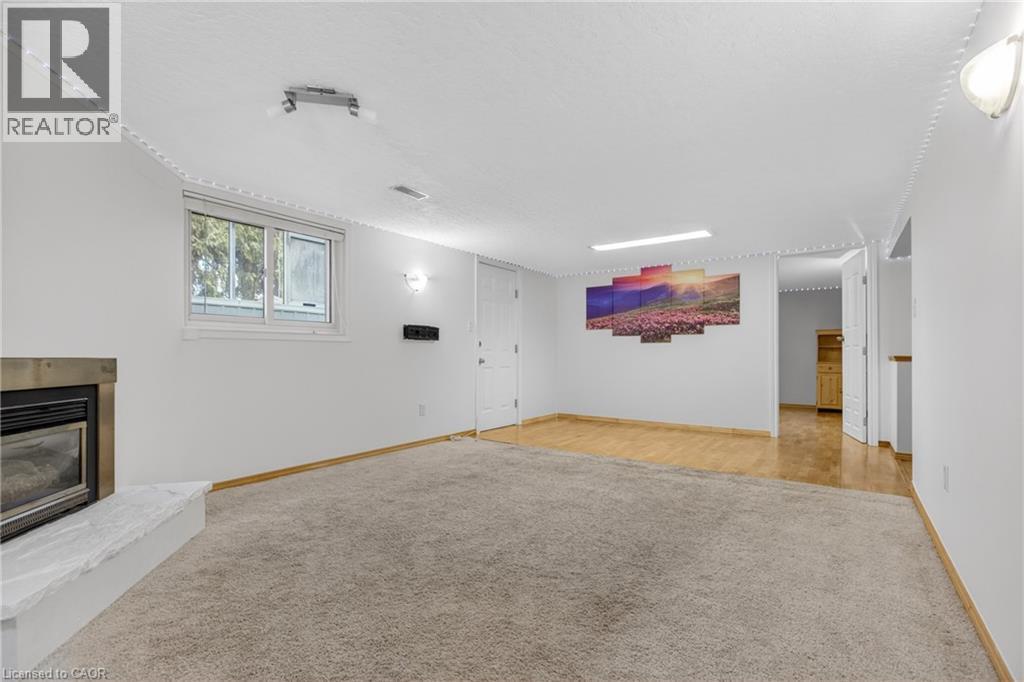 270 Mausser Avenue, Kitchener, ON - Indoor With Fireplace