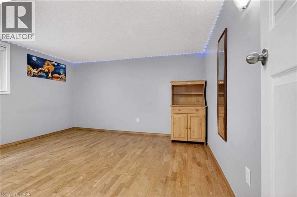 270 Mausser Avenue, Kitchener, ON - Indoor Photo Showing Other Room