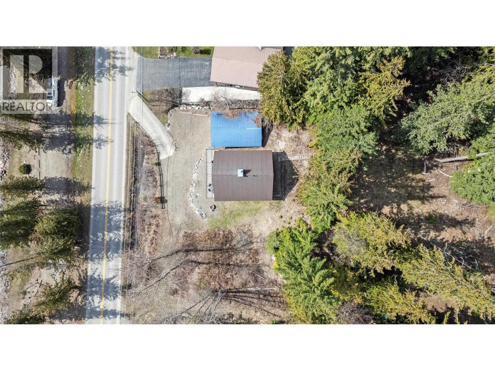 7577 Squilax Anglemont Road, Anglemont, BC - Outdoor