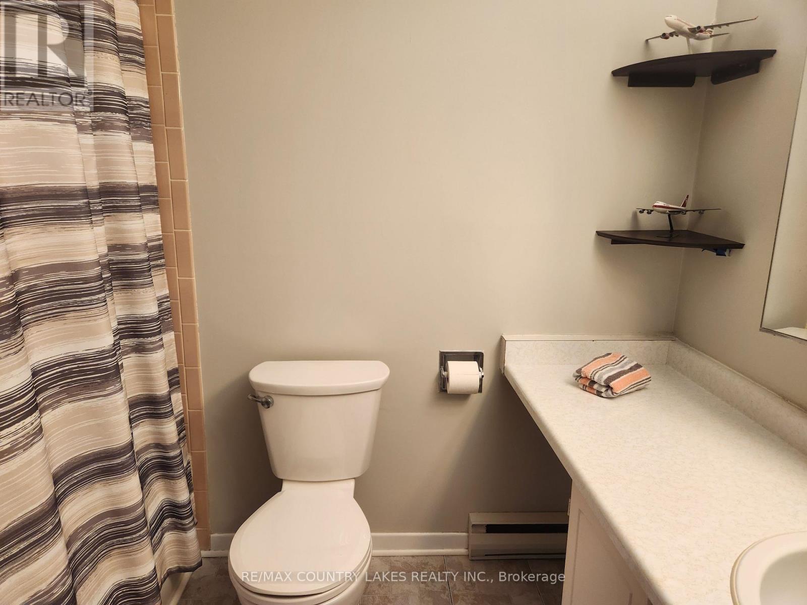 3 - 4 Paradise Boulevard, Ramara, ON - Indoor Photo Showing Bathroom