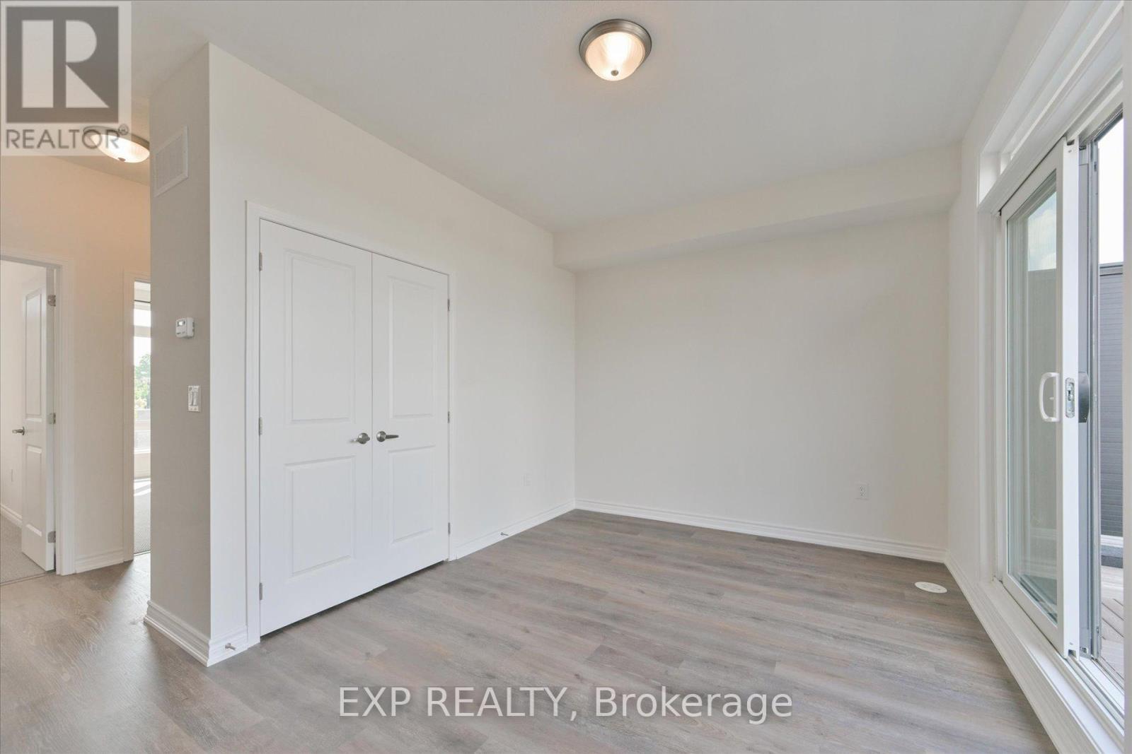 48 Wyn Wood Lane, Orillia, ON - Indoor Photo Showing Other Room