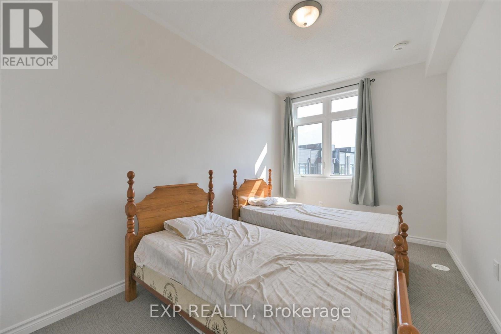 48 Wyn Wood Lane, Orillia, ON - Indoor Photo Showing Bedroom