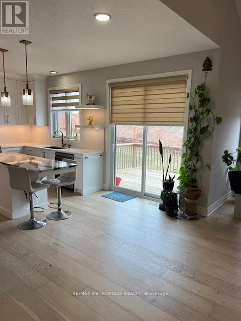 1017 Riverbend Road, London South, ON - Indoor
