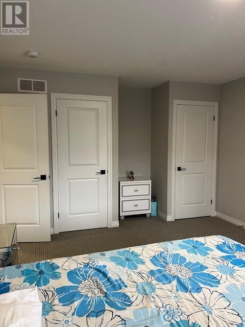 1017 Riverbend Road, London South, ON - Indoor Photo Showing Bedroom