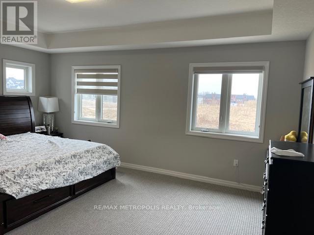 1017 Riverbend Road, London South, ON - Indoor Photo Showing Bedroom