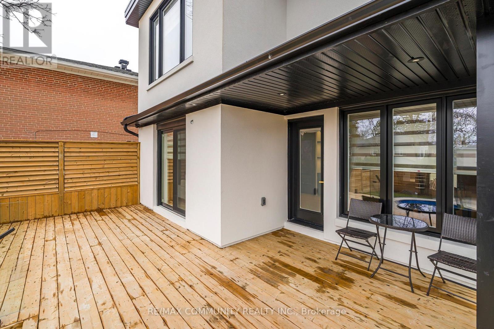 30 Kellythorne Drive, Toronto, ON - Outdoor With Deck Patio Veranda With Exterior