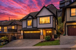 2071 Longspur Dr Langford, BC V9B 0E7