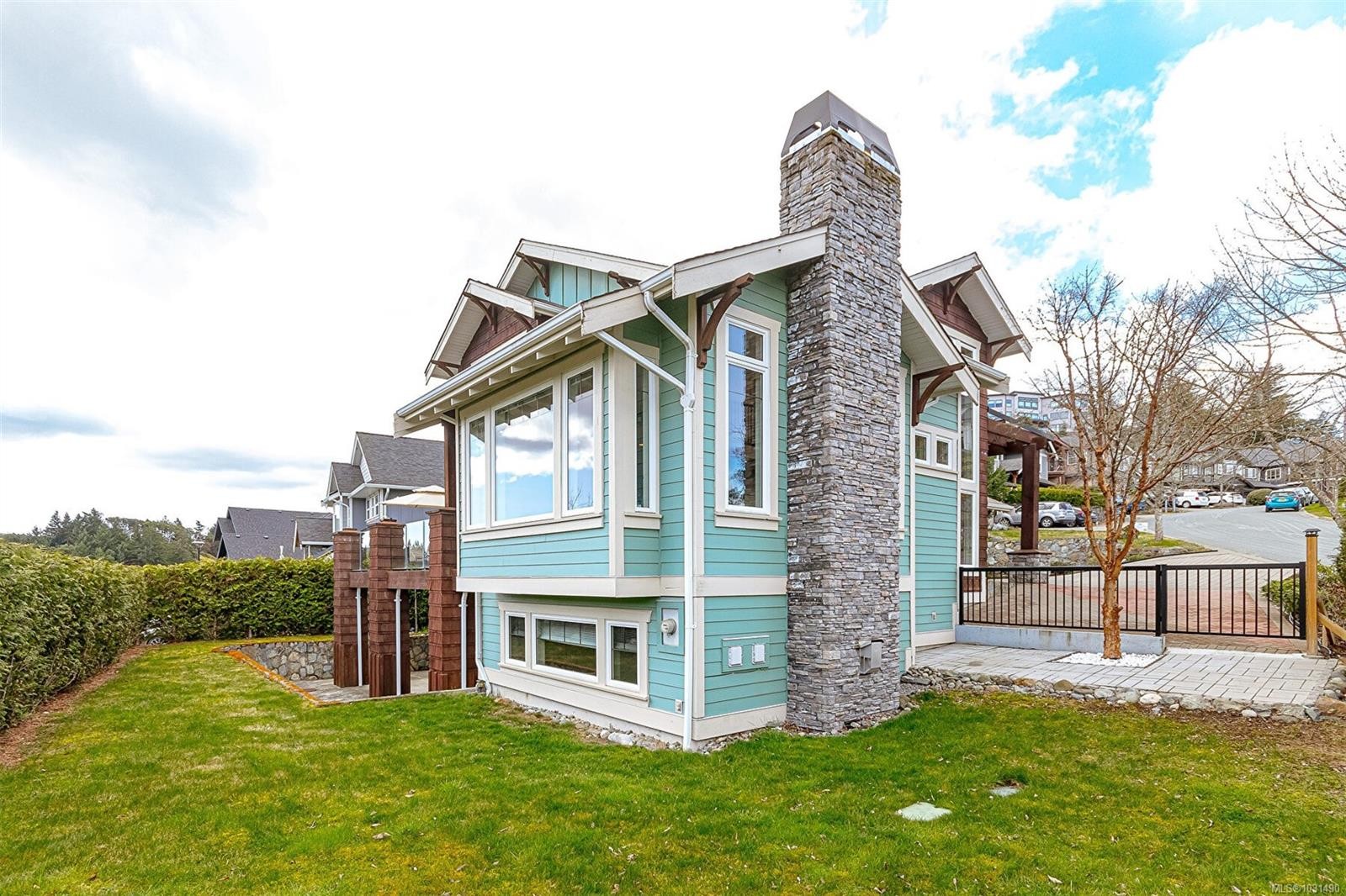 1143 Natures Gate, Langford, BC
