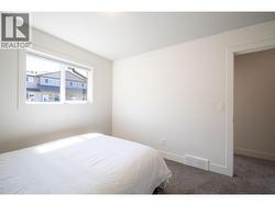 Second upstairs bedroom -