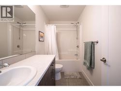 Full bathroom on upstairs level -