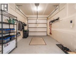 Single attached garage (insulated and drywalled) -