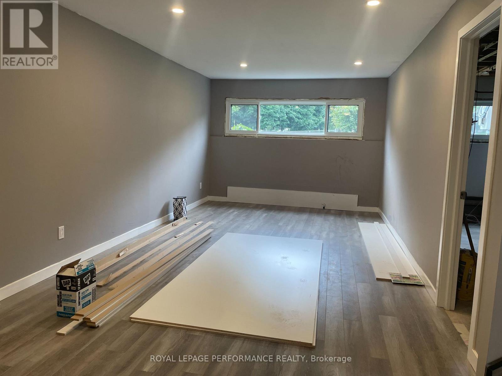 Basement rec space - 624 Dundas Crescent, Cornwall, ON - Indoor Photo Showing Other Room