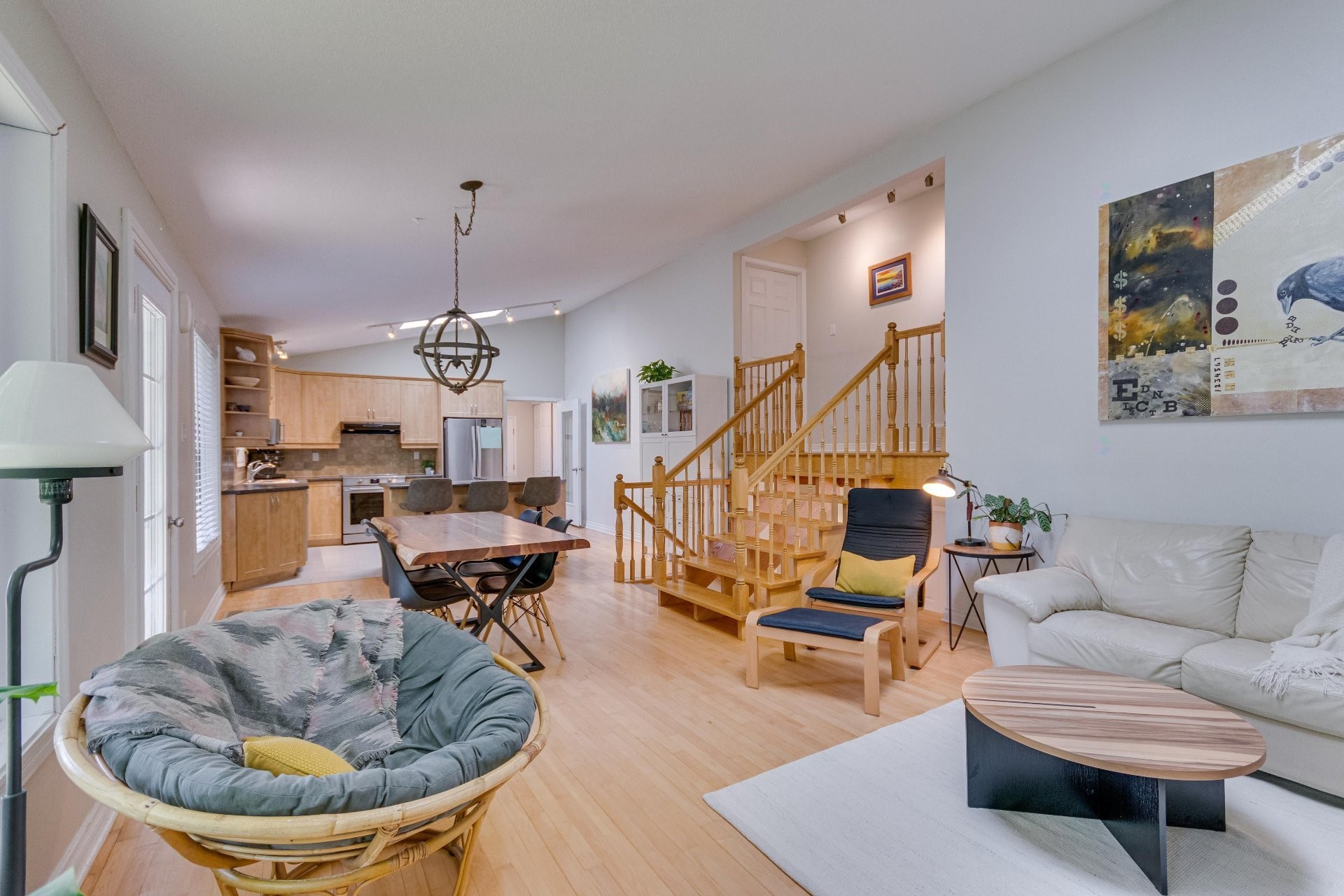 Salon - 14 Rue De Jasper, Cantley, QC - Indoor Photo Showing Living Room