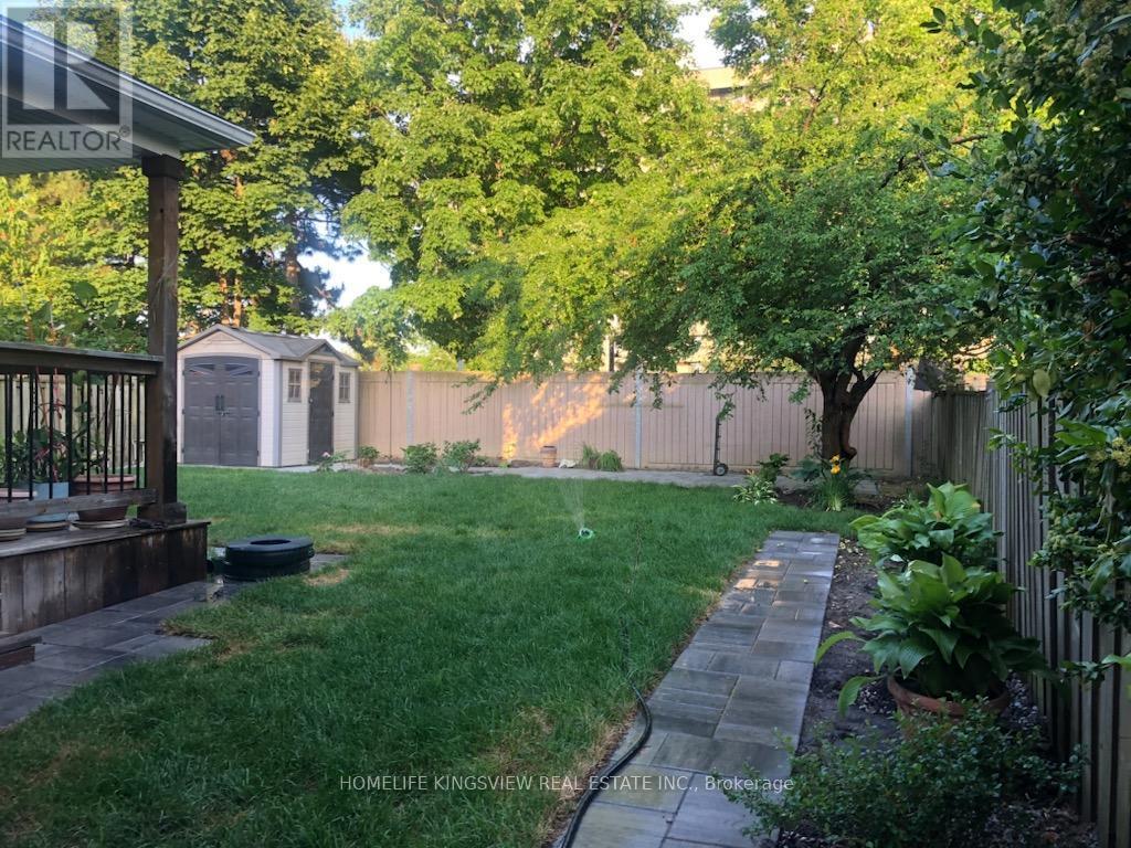 296 King Andrew Drive, Mississauga, ON - Outdoor