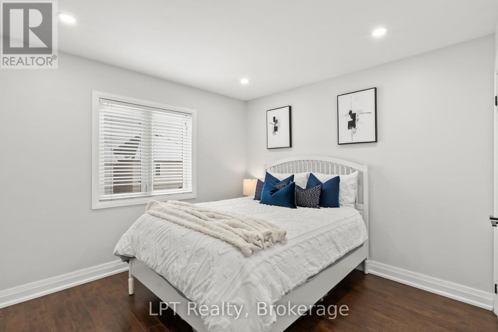 52 Norland Circle, Oshawa (Windfields), ON - Indoor Photo Showing Bedroom