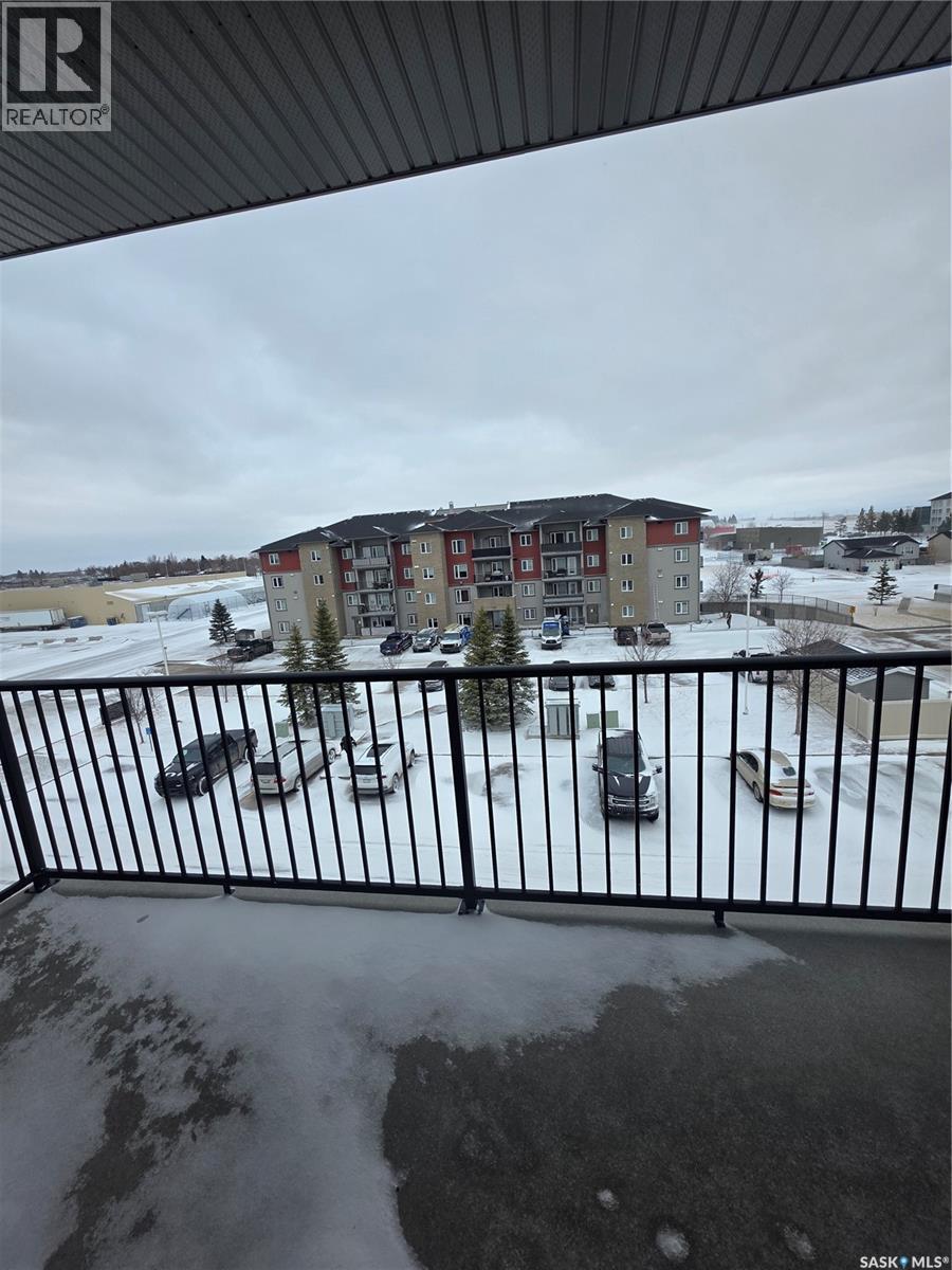 407 308 Petterson Drive, Estevan, SK - Outdoor With Balcony With View