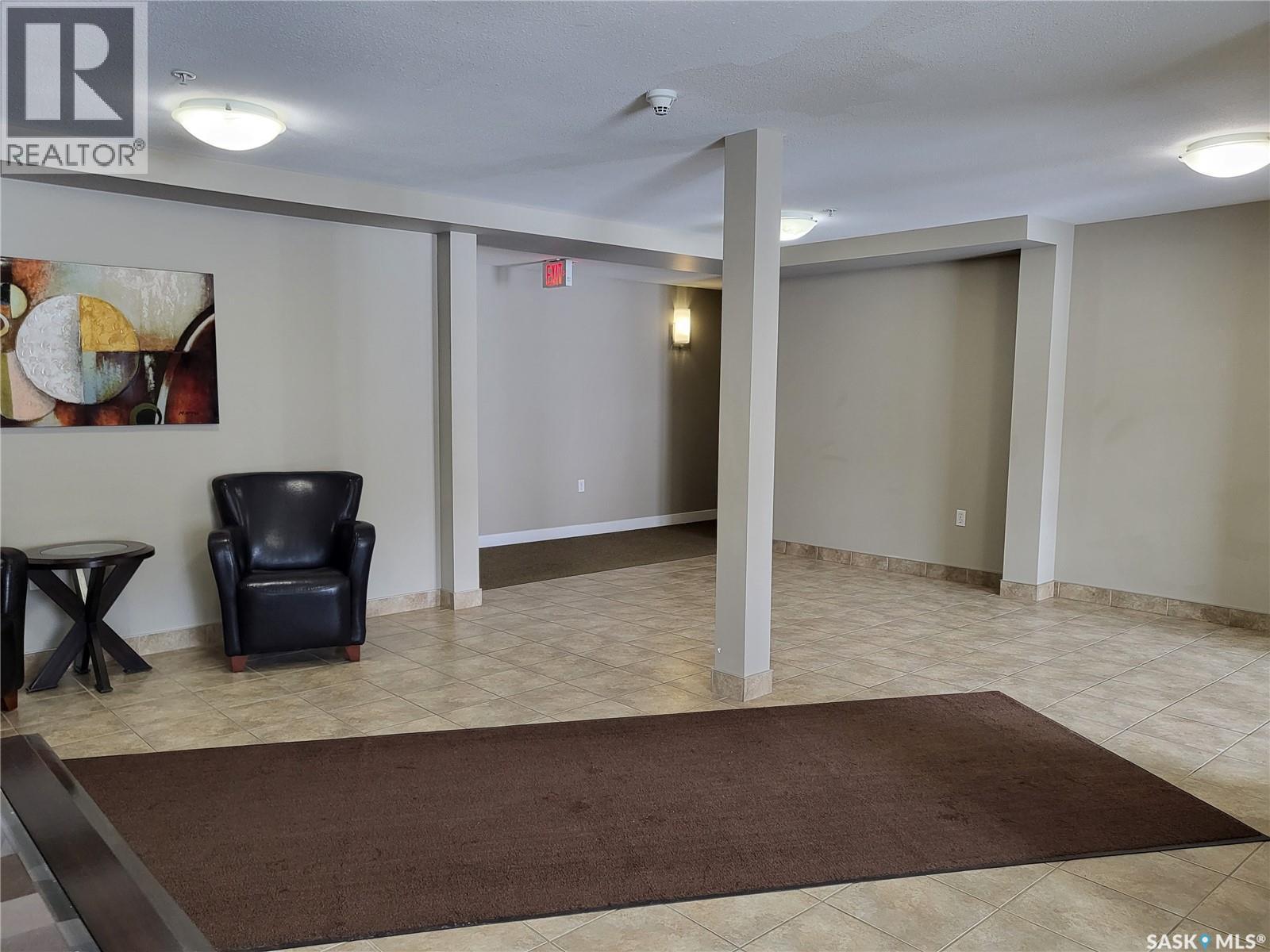 407 308 Petterson Drive, Estevan, SK - Indoor