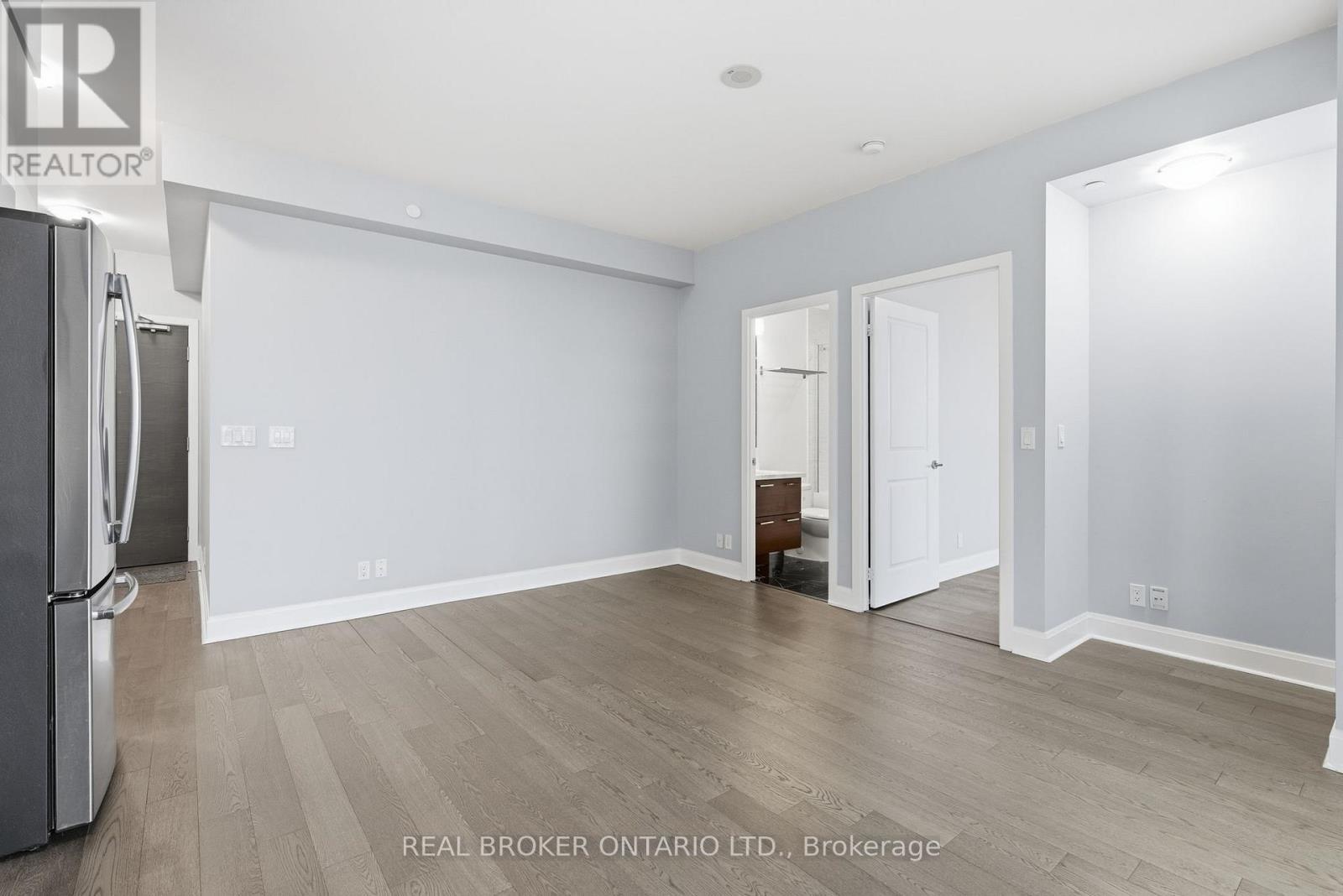 Bright Main Living Area - 1801 - 33 Shore Breeze Drive, Toronto, ON - Indoor Photo Showing Other Room