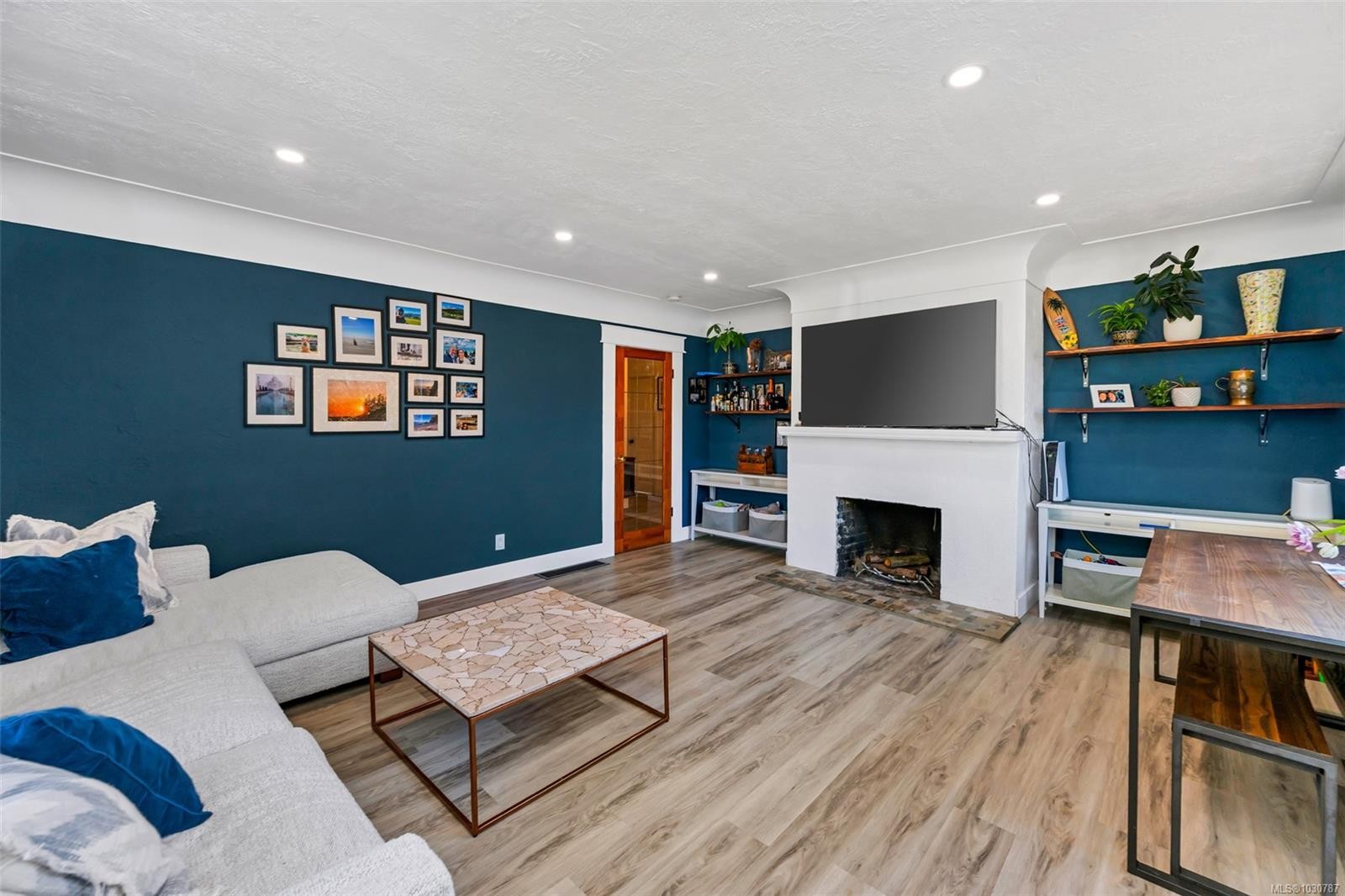 3111 Esson Rd, Saanich, BC