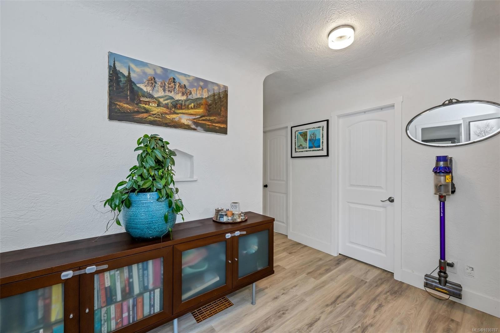 3111 Esson Rd, Saanich, BC