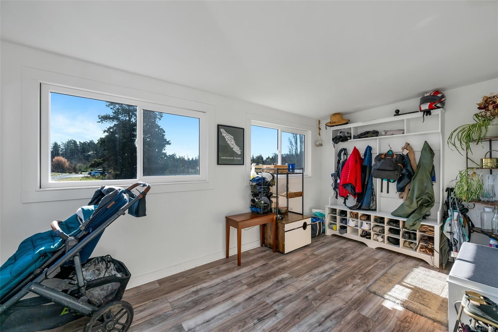 3111 Esson Rd, Saanich, BC