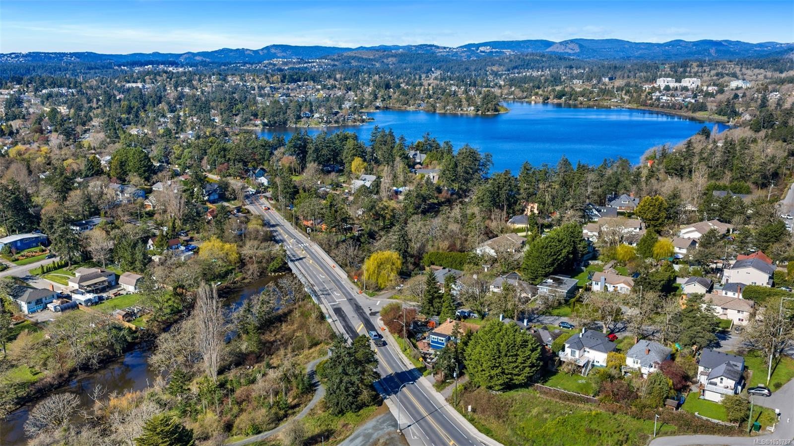 3111 Esson Rd, Saanich, BC