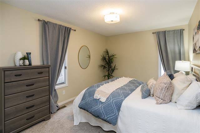 58 Robertson Cr, Winnipeg, MB