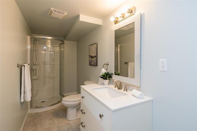 58 Robertson Cr, Winnipeg, MB