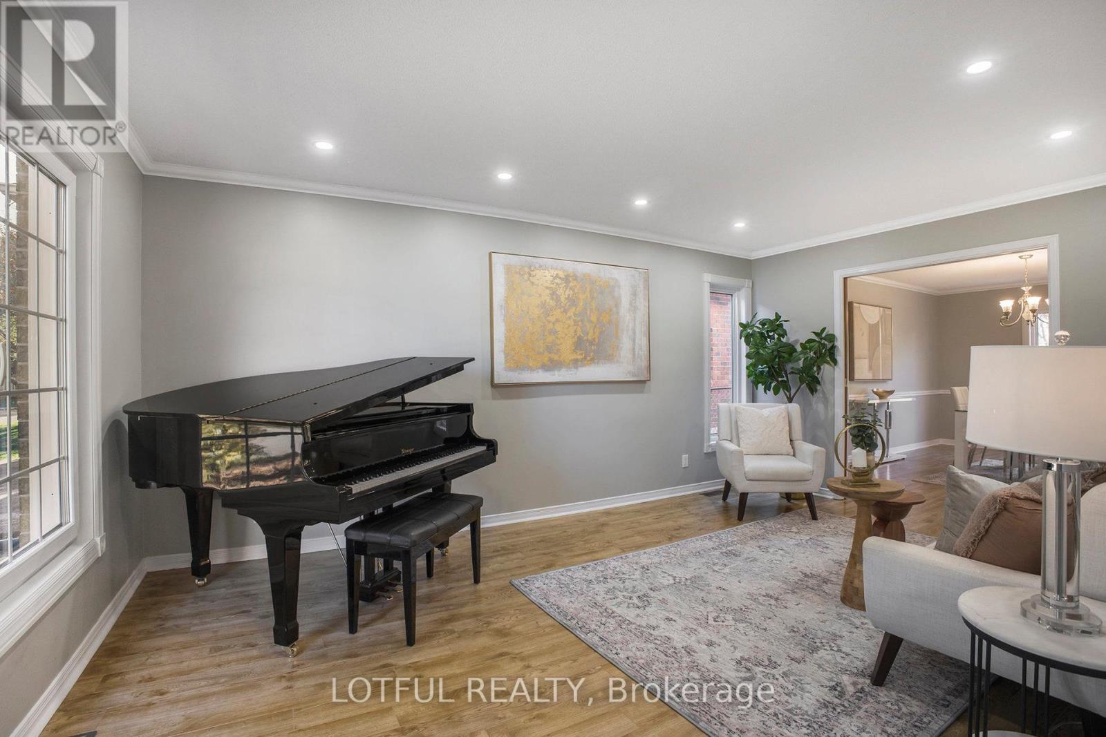 4 Spindle Way, Ottawa, ON - Indoor