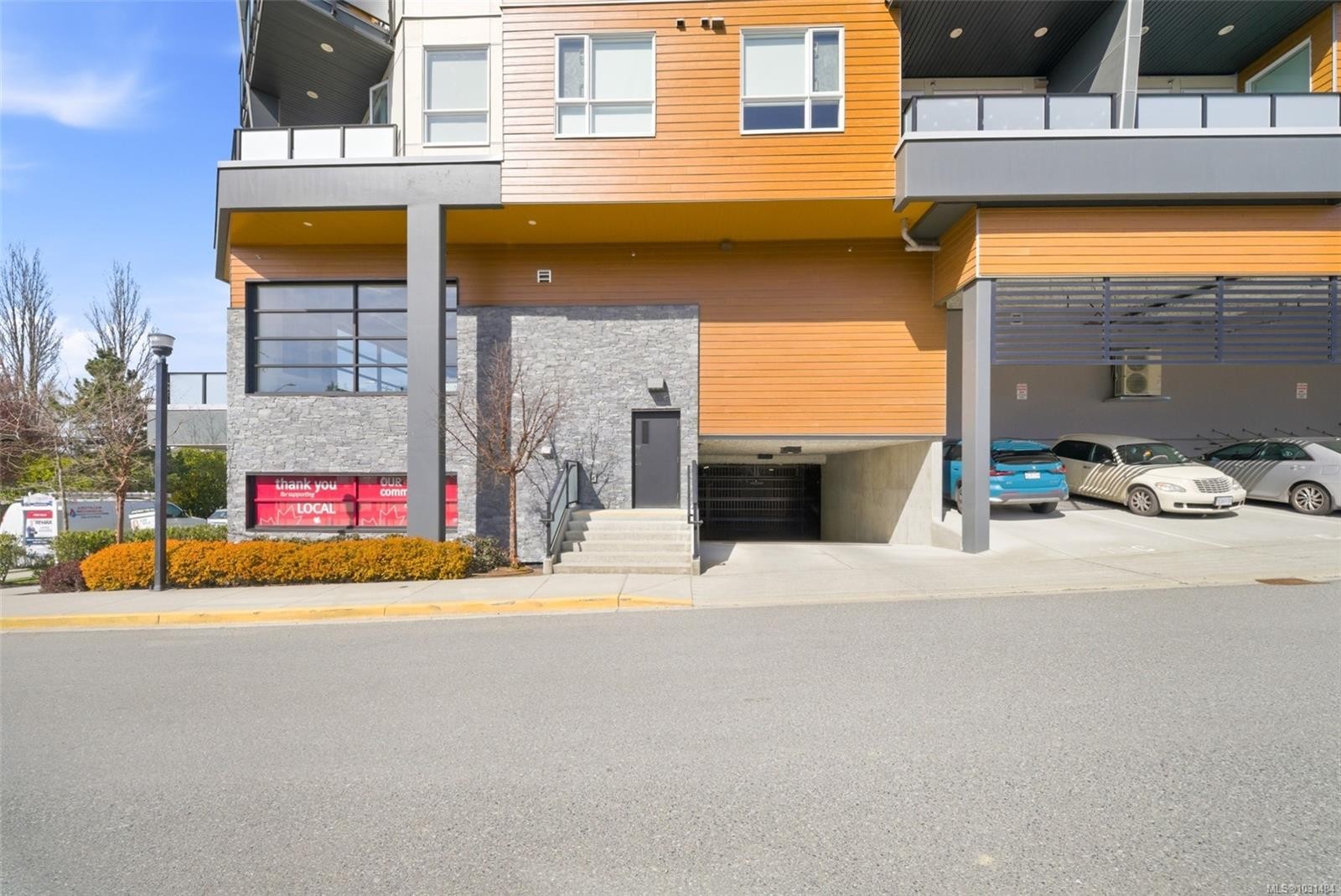 205-525 Third St, Nanaimo, BC - Outdoor