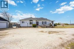 1061 Oil Springs LINE St Clair, ON N0N 1H0