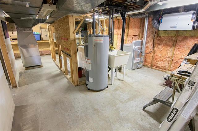 8 Mcgregor Cr, Pinawa, MB