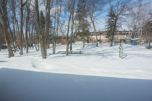 8 Mcgregor Cr, Pinawa, MB
