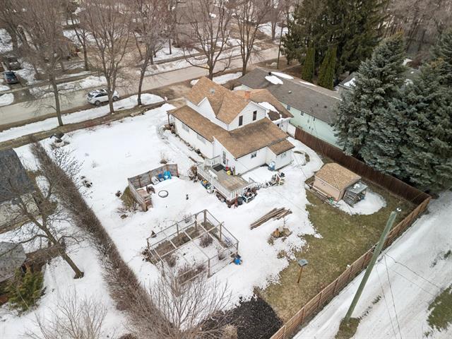 566 Schellenberg Ave, Gretna, MB