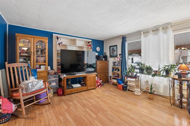 566 Schellenberg Ave, Gretna, MB