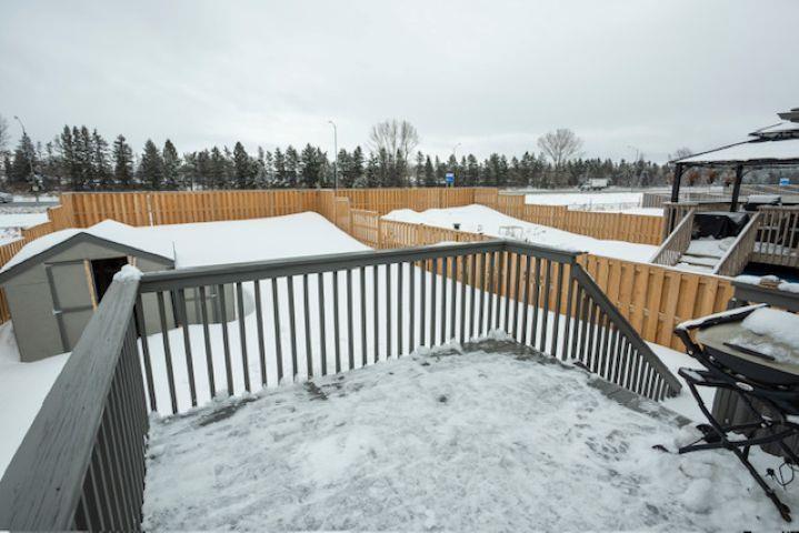 144 Cougar Crescent, Thunder Bay, ON - Outdoor With Deck Patio Veranda With Exterior