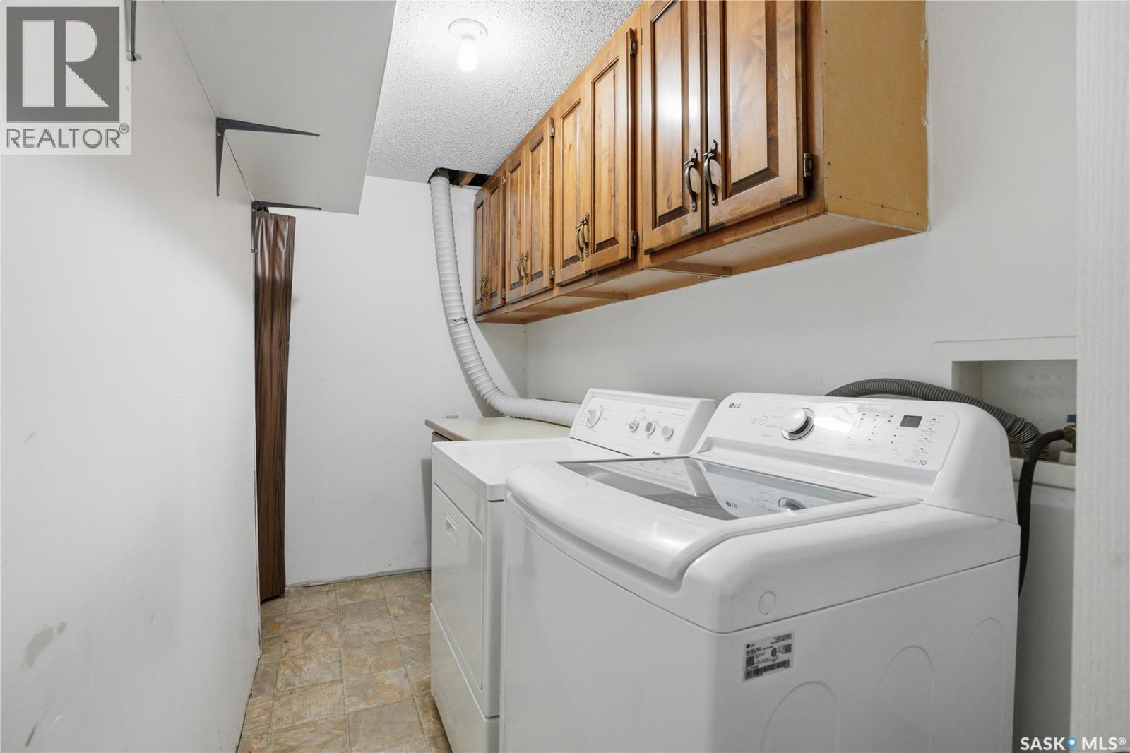 101 Fitzgerald Street, Saskatoon, SK - Indoor Photo Showing Laundry Room