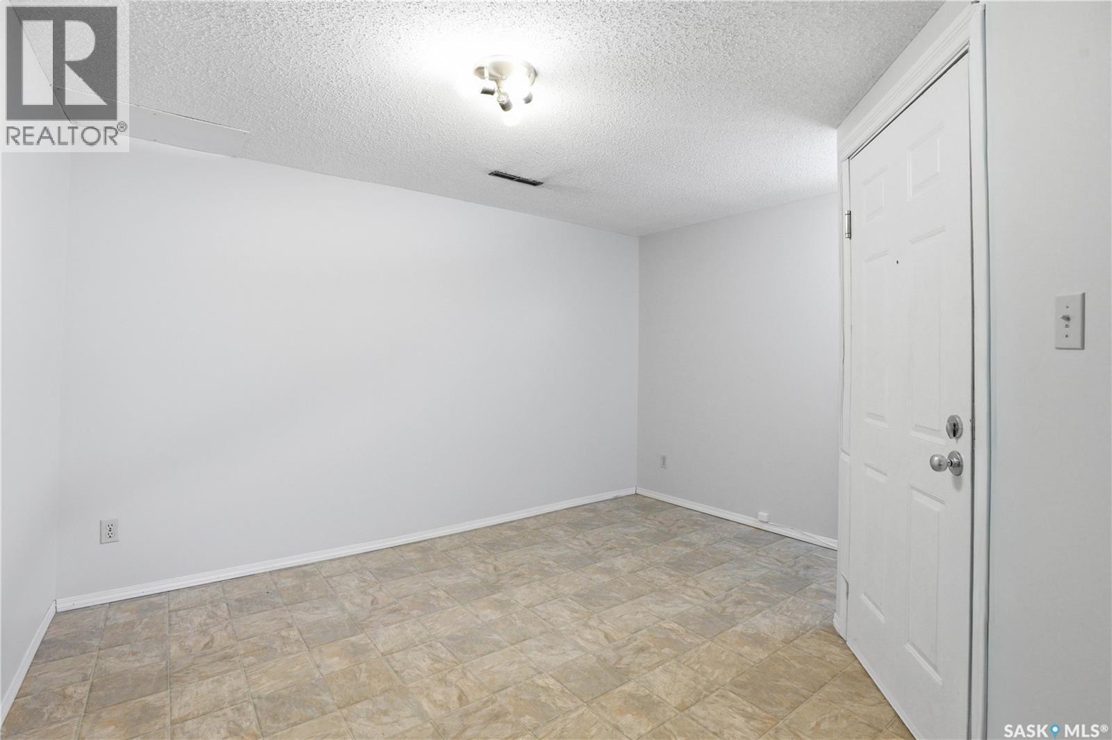 101 Fitzgerald Street, Saskatoon, SK - Indoor Photo Showing Other Room