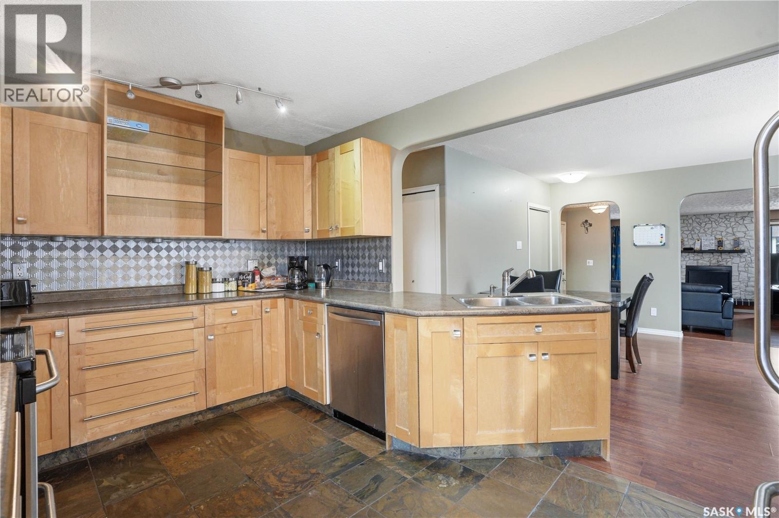 101 Fitzgerald Street, Saskatoon, SK - Indoor Photo Showing Kitchen With Double Sink