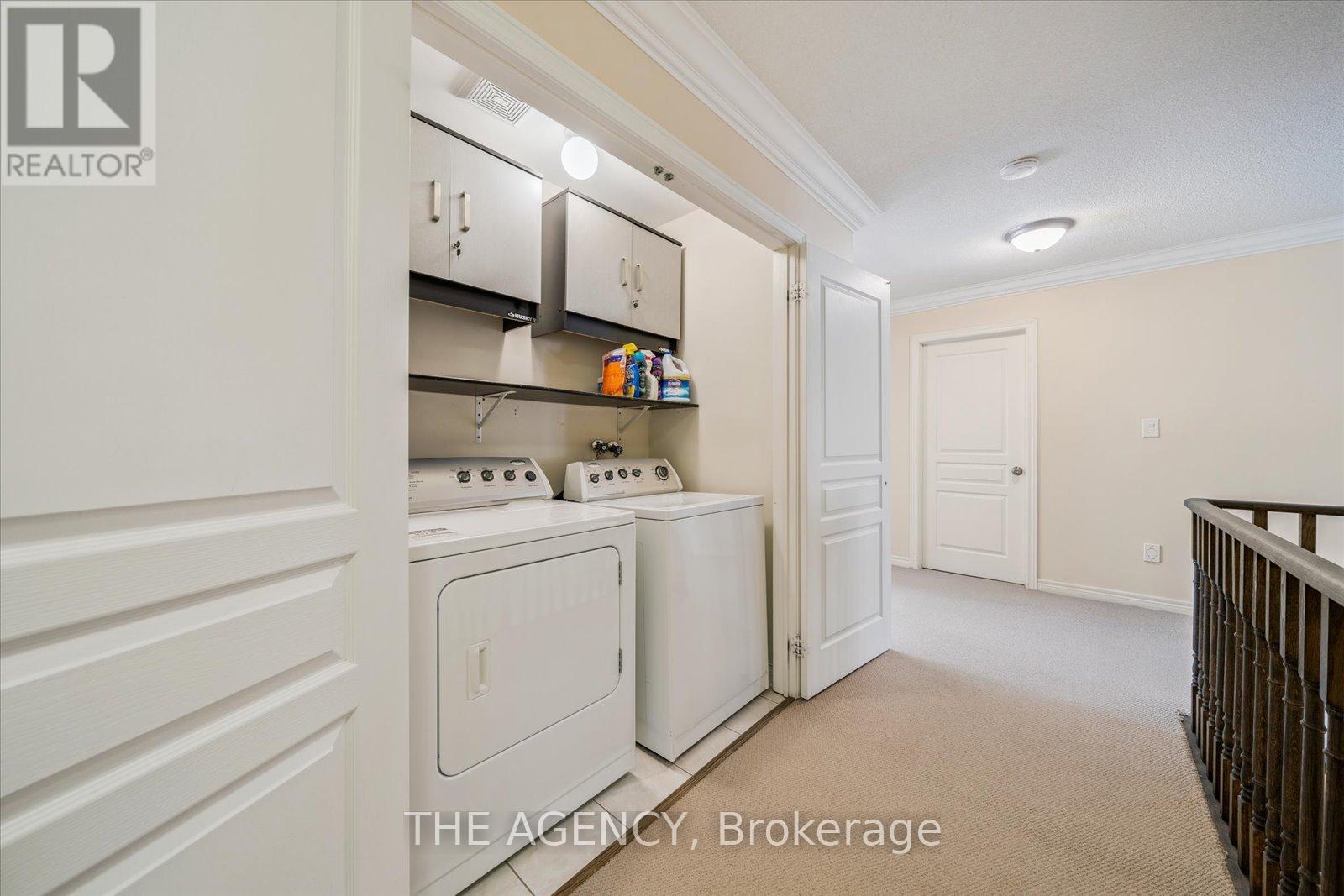 32 Timna Crescent, Vaughan, ON - Indoor Photo Showing Laundry Room