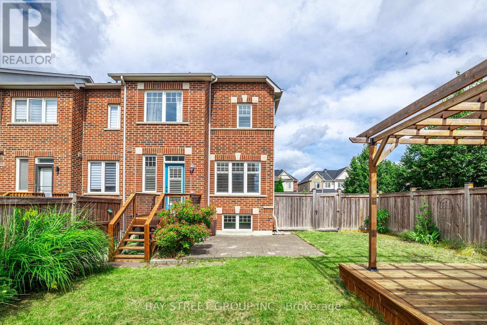 4 Courtland Crescent, East Gwillimbury, ON - Outdoor