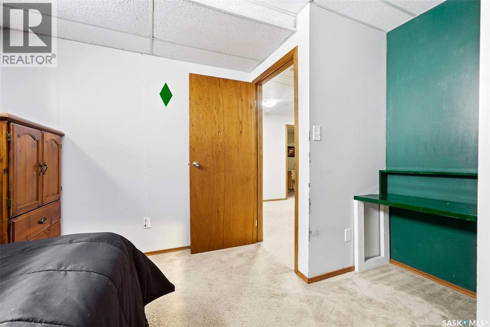 3242 Barton Place E, Regina, SK - Indoor