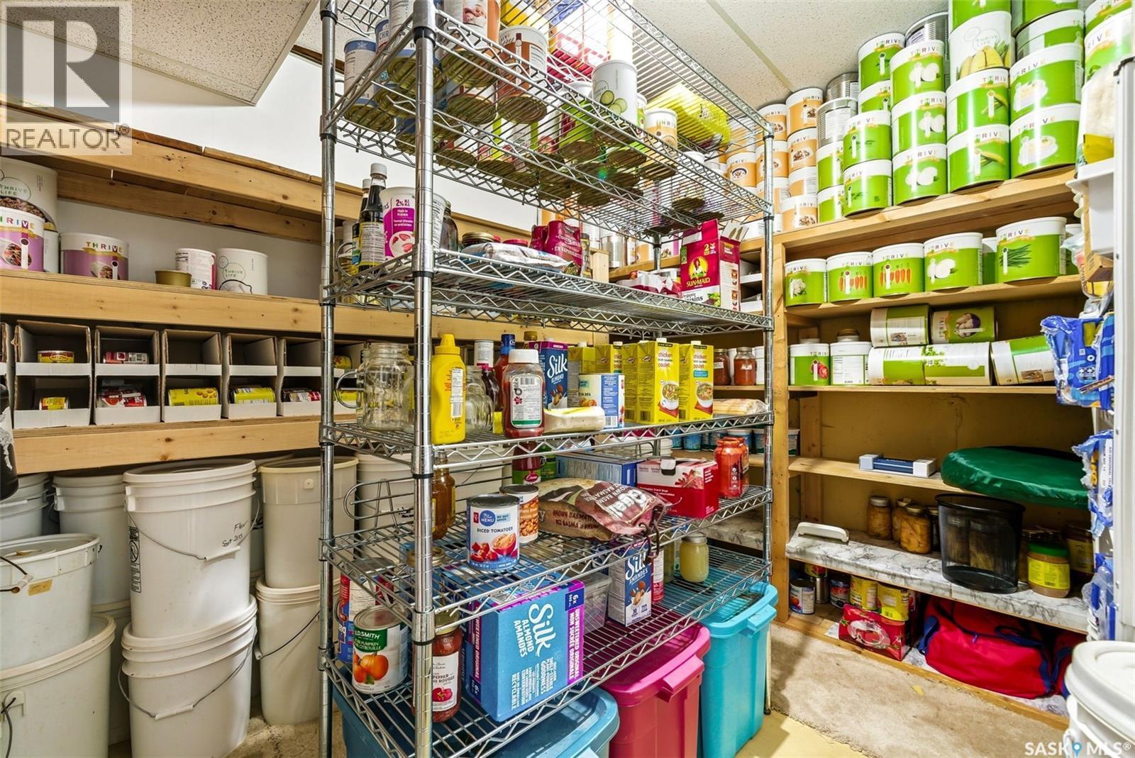 3242 Barton Place E, Regina, SK - Indoor Photo Showing Other Room